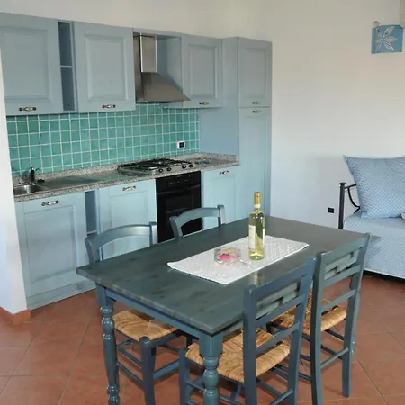 Il Borgo Di Punta Marana Lejlighed