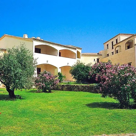 Aparthotel Il Borgo Di Punta Marana 3*