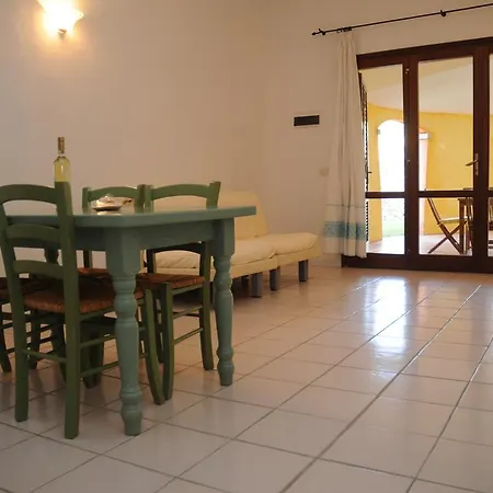 Aparthotel Il Borgo Di Punta Marana 3*