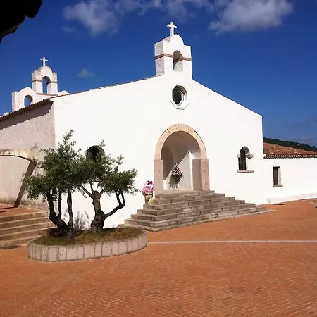 Il Borgo Di Punta Marana Aparthotel Golfo Aranci