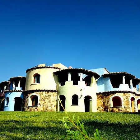 Aparthotel Il Borgo Di Punta Marana 3*