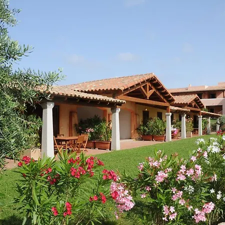 Aparthotel Il Borgo Di Punta Marana