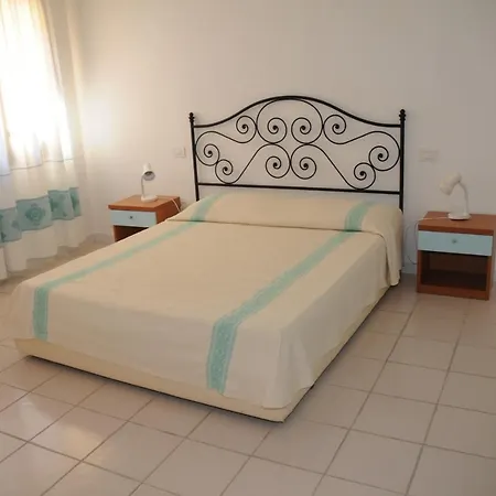 Aparthotel Il Borgo Di Punta Marana