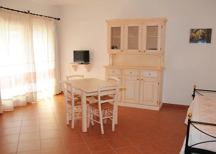 Il Borgo Di Punta Marana * Golfo Aranci